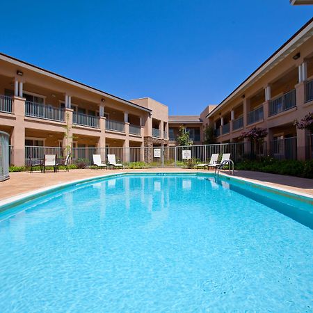 Holiday Inn Express Hotel & Suites San Dimas By Ihg Bagian luar foto