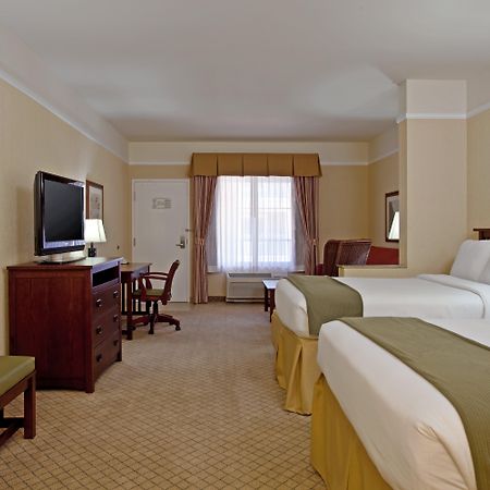 Holiday Inn Express Hotel & Suites San Dimas By Ihg Bagian luar foto