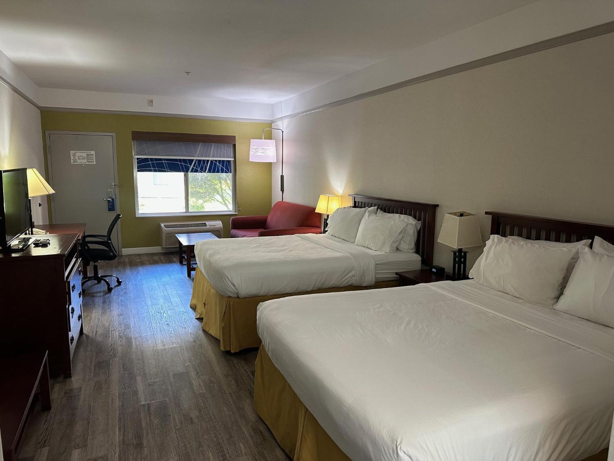Holiday Inn Express Hotel & Suites San Dimas By Ihg Bagian luar foto