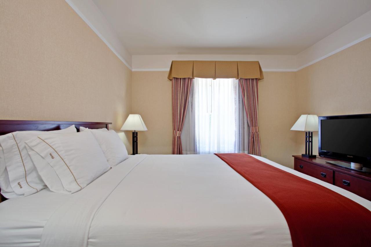 Holiday Inn Express Hotel & Suites San Dimas By Ihg Bagian luar foto